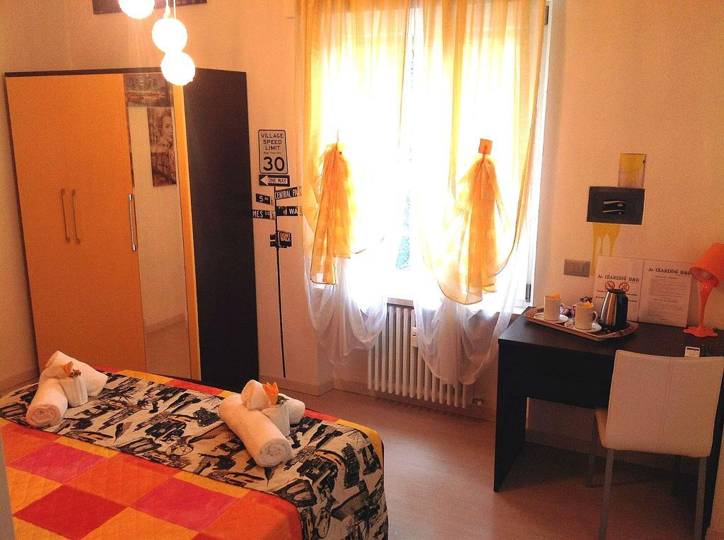 Ai Giardini Rooms -Vicino Ospedale Borgo Trento E Centro Storico Verona Bilik gambar