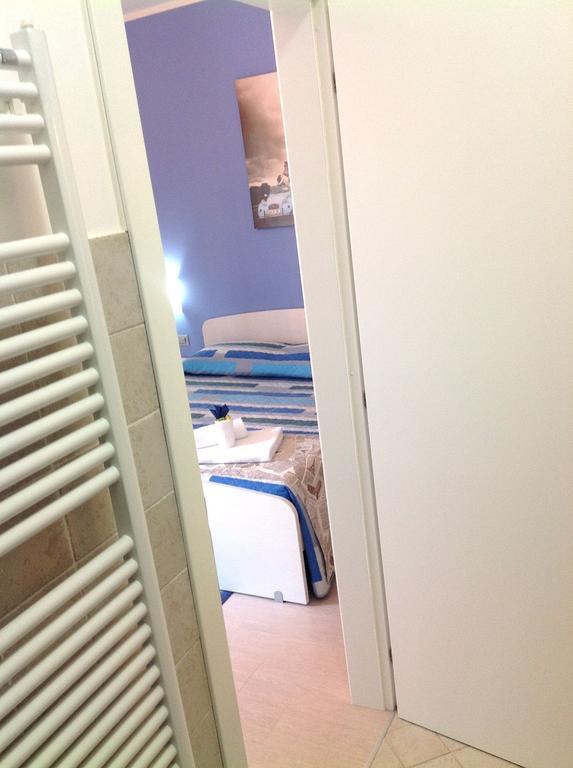 Ai Giardini Rooms -Vicino Ospedale Borgo Trento E Centro Storico Verona Luaran gambar