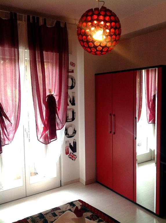 Ai Giardini Rooms -Vicino Ospedale Borgo Trento E Centro Storico Verona Luaran gambar