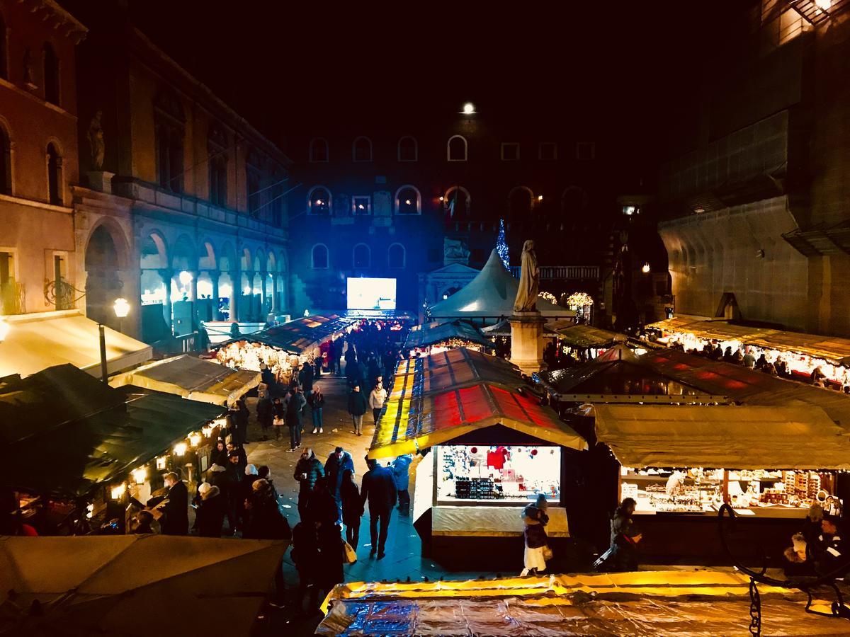 Ai Giardini Rooms -Vicino Ospedale Borgo Trento E Centro Storico Verona Luaran gambar